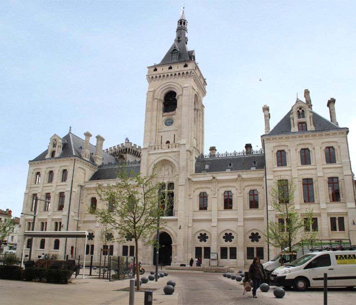 La Suite Angoulême Екстериор снимка